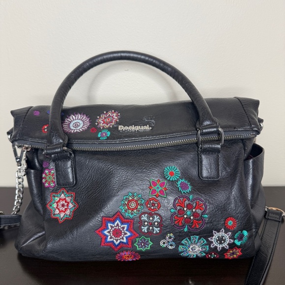 Desigual Black Bols Nanit Loverty Floral Embroidered Bag – Pre-Owned - Picture 15 of 16